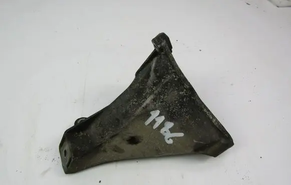 Volkswagen PASSAT B5 Engine mounting bracket 8D0199308M