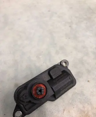 Mercedes-Benz GLC C254 Intake manifold valve actuator/motor A2549068101