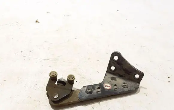 Toyota Proace Sliding door lower roller guide/hinge SU001A4039