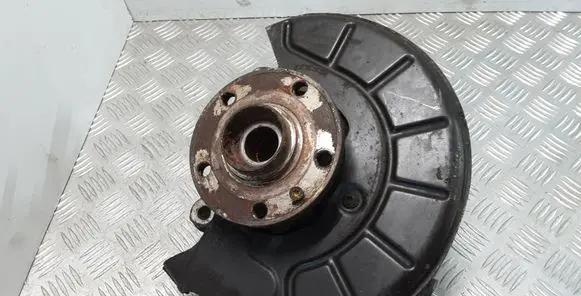 Volkswagen PASSAT B6 Front wheel hub spindle knuckle 1K0615311F
