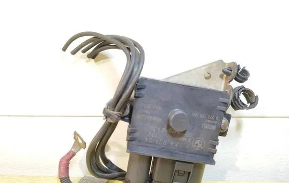 BMW 3 E46 Glow plug pre-heat relay 778682104 MB22B
