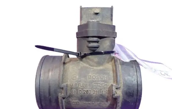 Opel Corsa C Mass air flow meter 
