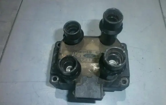 Ford Escort High voltage ignition coil 938f12024ca