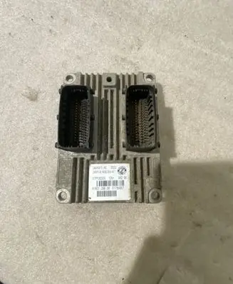 Fiat Grande Punto Engine control unit/module 51784957 6160109906 5TPY3D33G