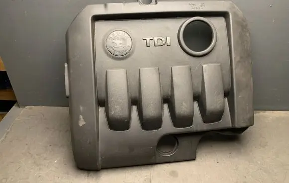 Skoda Octavia Mk2 (1Z) Engine cover (trim) 03G103925BN
