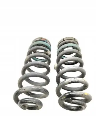 Jeep Grand Cherokee Rear coil spring 