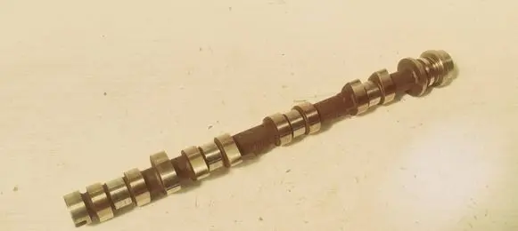 Ford Grand C-MAX Camshaft 6A272 BM5G 11820834