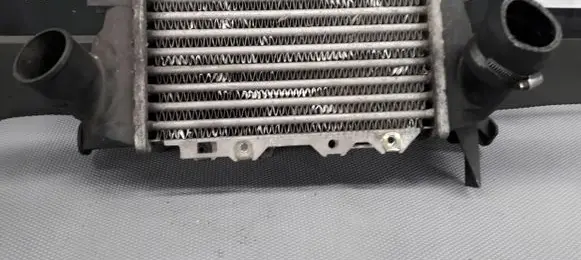 Opel Vectra B Intercooler radiator 52475657