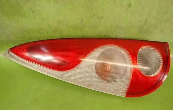 Toyota Yaris Rear/tail lights