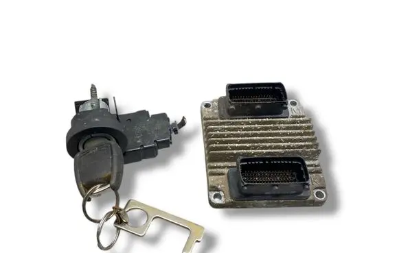 Opel Zafira A Engine ECU kit and lock set 12242020 8620201D508220D 24445098