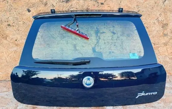 Fiat Grande Punto Tailgate/trunk/boot lid