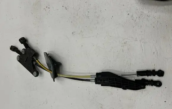 Volkswagen Crafter Gear shift cable linkage 7C1711789A