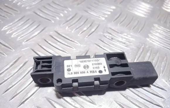 Porsche Cayenne (9PA) Airbag deployment crash/impact sensor 7L0909606A