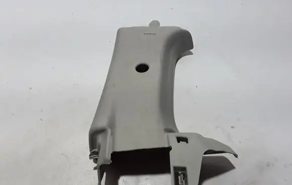 (B) pillar trim (top)