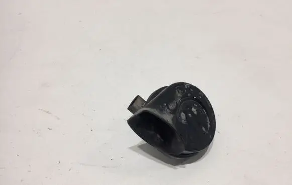 Audi A4 S4 B6 8E 8H Horn signal 8E0951223