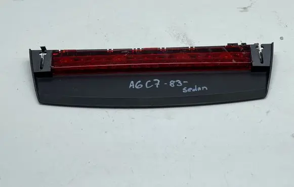 Audi A6 S6 C7 4G Third/center stoplight 4G5945097