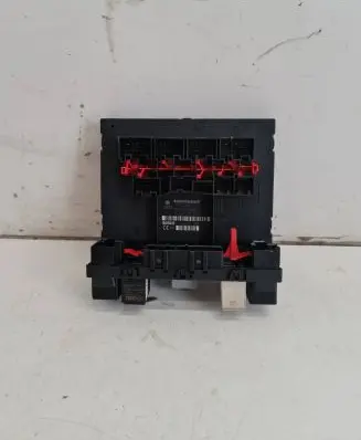 Volkswagen Caddy Comfort/convenience module 3C0937049D F005V00525 H37S1002