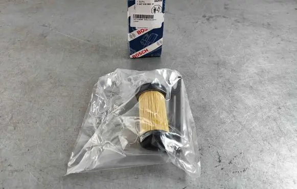 Volvo XC60 Air filter 1457436088