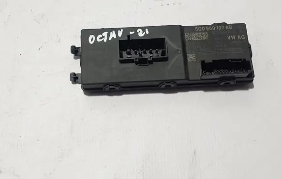 Tailgate/trunk control unit/module
