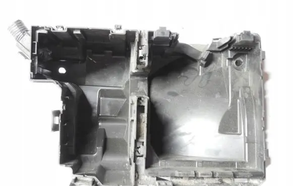 Nissan X-Trail T31 Relay mounting block 284B9JG01A