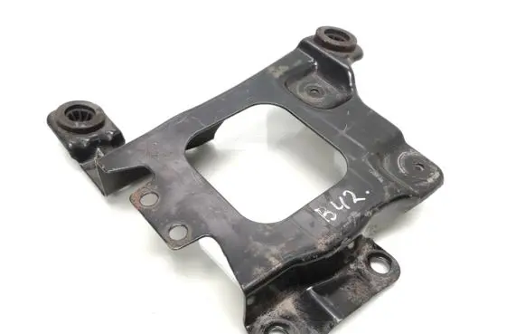 Volvo V40 Battery tray AV61R6K034AB