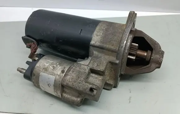 Mercedes-Benz A W168 Starter motor 0051511601 0001115008