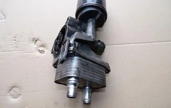 Citroen Jumper Oil filter mounting bracket 9827976780