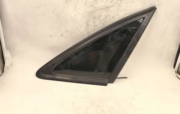 Rear vent window glass