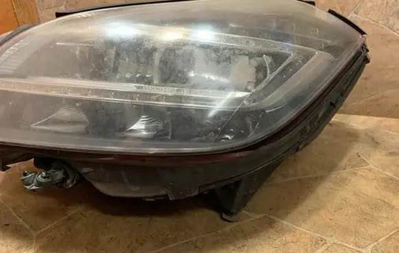 Mercedes-Benz CLS C218 X218 Headlight/headlamp A2188208961