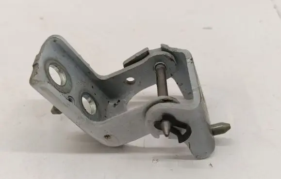 Opel Corsa F Front door lower hinge 