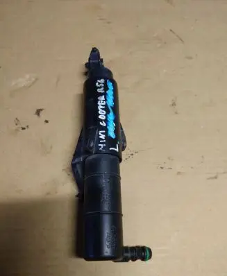 Mini One - Cooper Coupe R56 Headlight washer spray nozzle