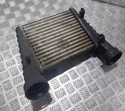 Volkswagen PASSAT B5.5 Intercooler radiator