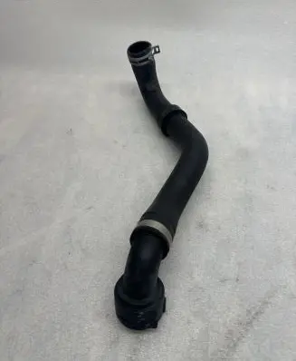 Volvo S90, V90 Engine coolant pipe/hose 31474845