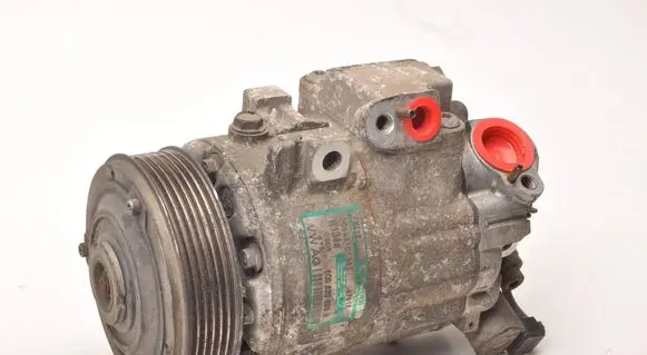 Skoda Fabia Mk1 (6Y) Air conditioning (A/C) compressor (pump) 6Q0820803R
