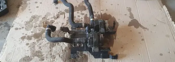 Opel Corsa F Engine coolant pipe/hose 9827567880