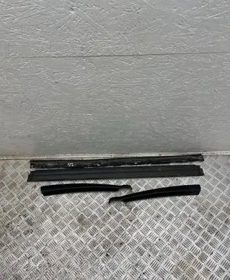 Land Rover Freelander Tailgate/trunk upper cover trim dcd102520pmd