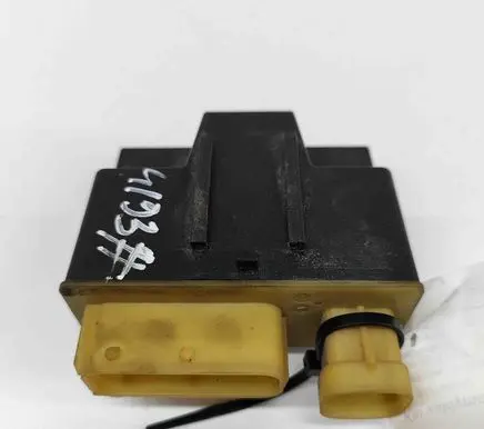 Peugeot 5008 Glow plug pre-heat relay 9662570880