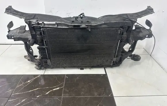 Volkswagen PASSAT B5.5 Radiator support slam panel