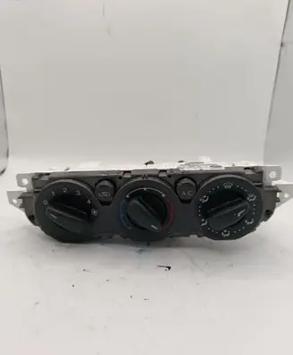 Ford C-MAX I Climate control unit 3M5T19980AD 69607320