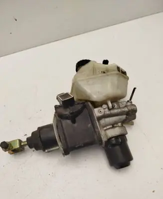 Mercedes-Benz CLS C219 Master brake cylinder A2114300302 2114300304 0204251302