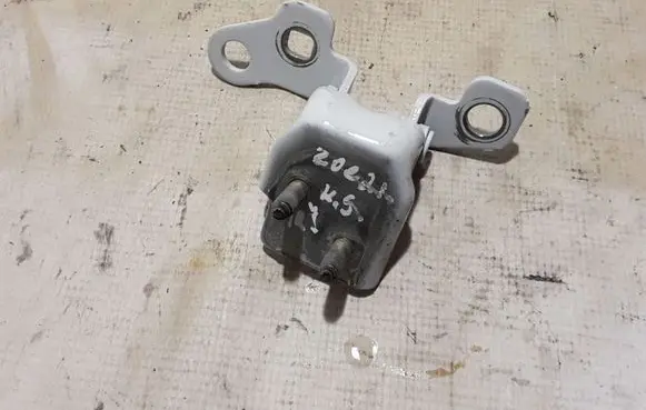 Rear door upper hinge
