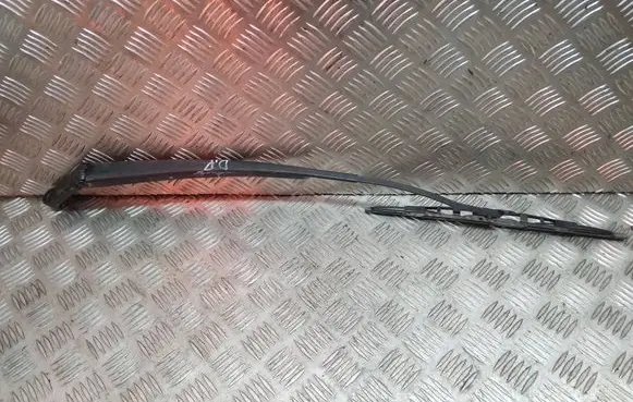 Toyota Yaris Windshield/front glass wiper blade 