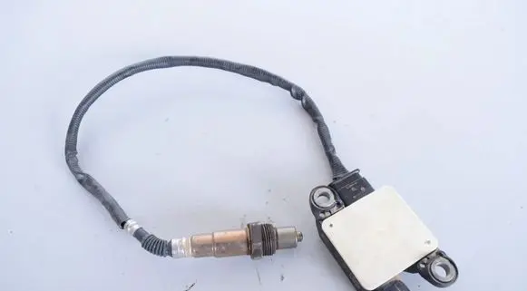 Jaguar E-Pace Lambda probe sensor HJ325H310AD
