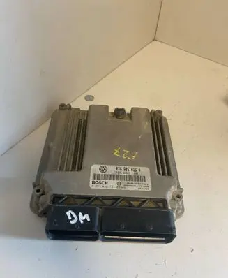 Volkswagen Touran I Engine control unit/module 03G906016A 0281010731 1039S02834