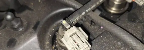Opel Astra H Fuel injector