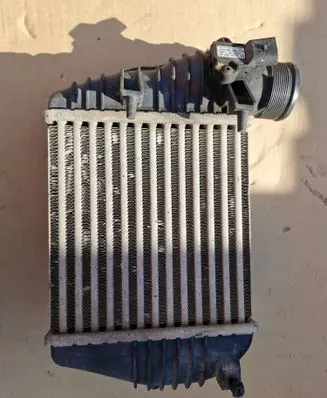 Audi A6 Allroad C6 Intercooler radiator 4F0145805AD 6620173