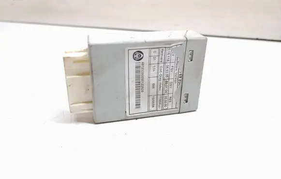 BMW 5 E60 E61 Air suspension control unit module (rear)