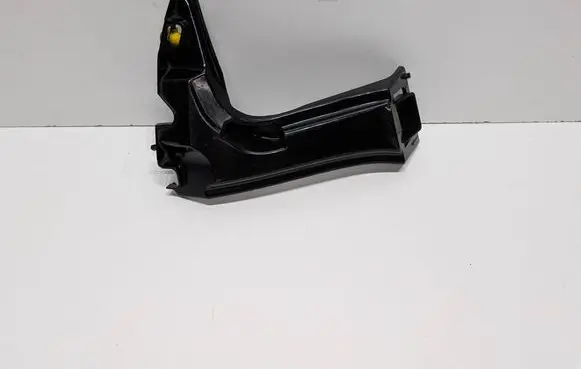 Front bumper mounting bracket