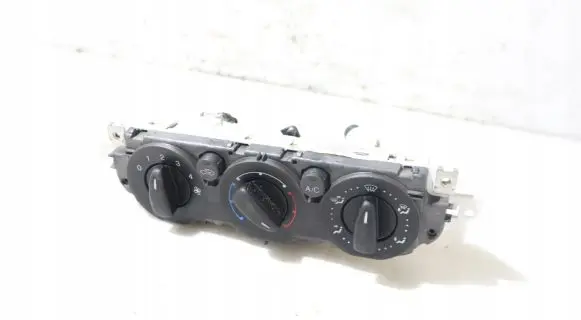 Ford Focus Interior fan control switch 