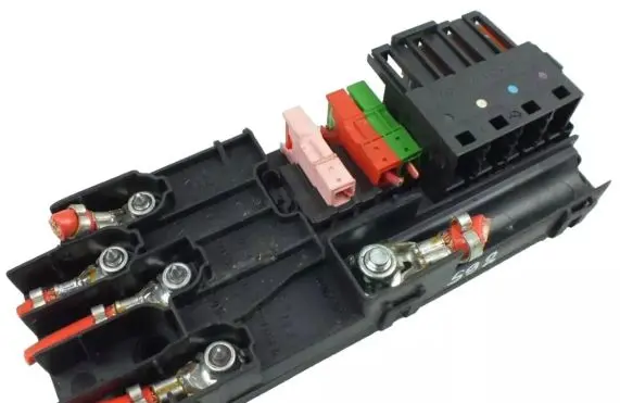 Mercedes-Benz R W251 Fuse box set 2115452601